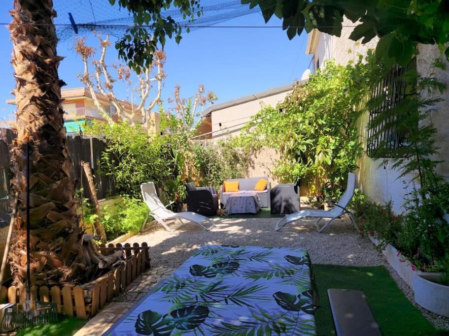 Oscar'S Chillout House By The Beach 圣波拉 外观 照片